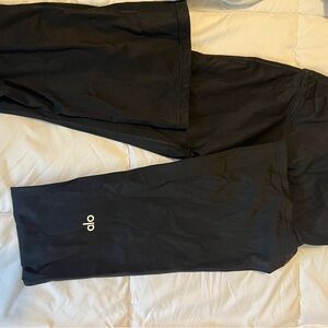 ALO Yoga Black Leggings